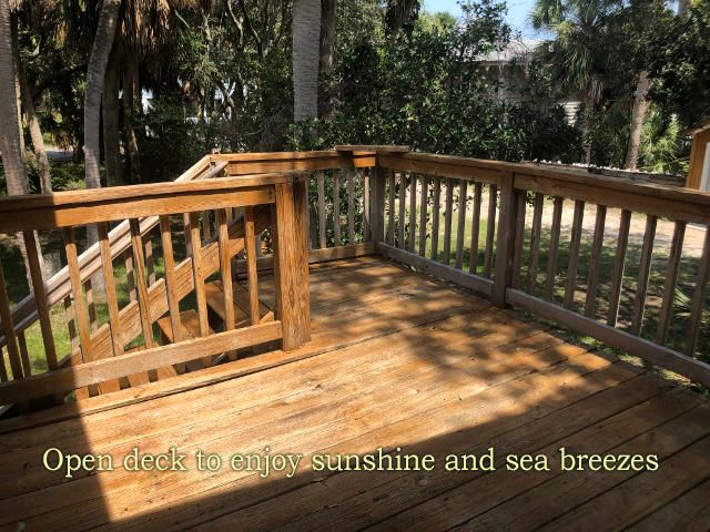 1106 Byrd St, Edisto Island, SC 29438