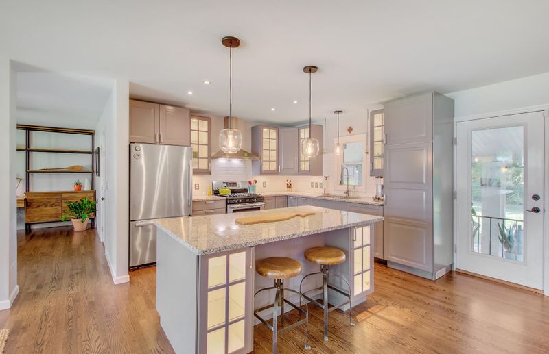 5020 France Ave, North Charleston, SC 29405