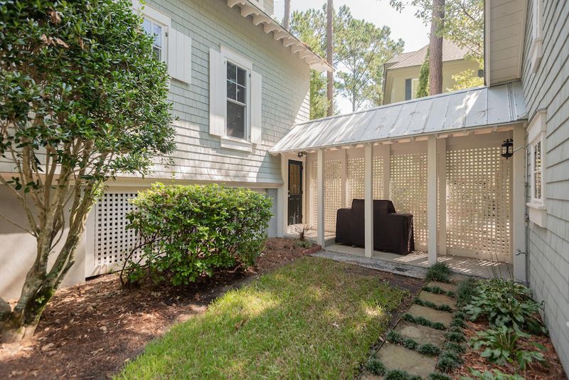 1619 John Fenwick Ln, Johns Island, SC 29455