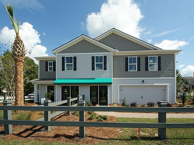 104 Bright Meadow Rd, Summerville, SC 29483