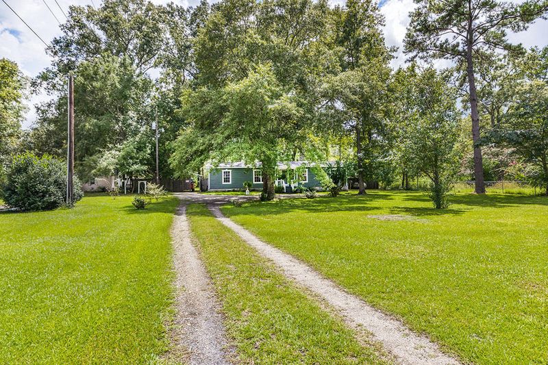 405 Twin Lake Dr, Summerville, SC 29483