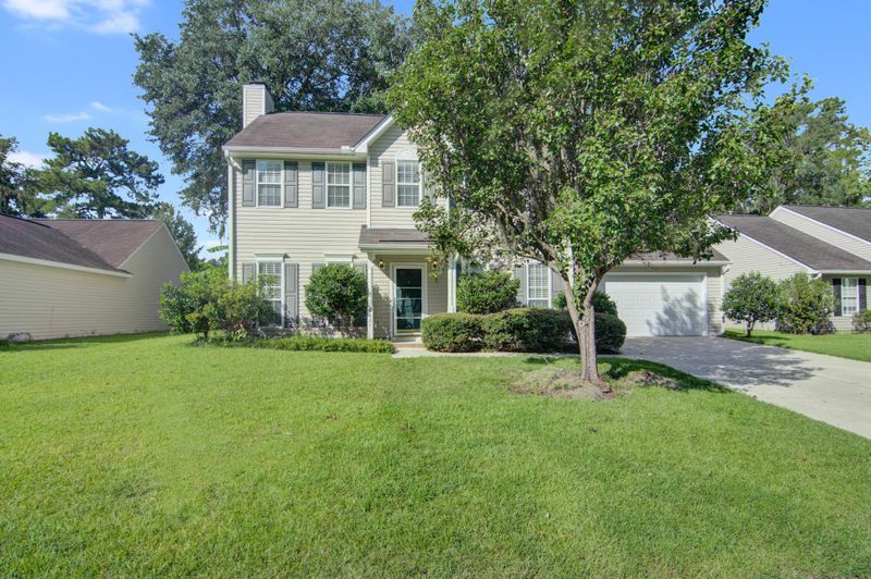 8621 Coppergrove Dr, North Charleston, SC 29420