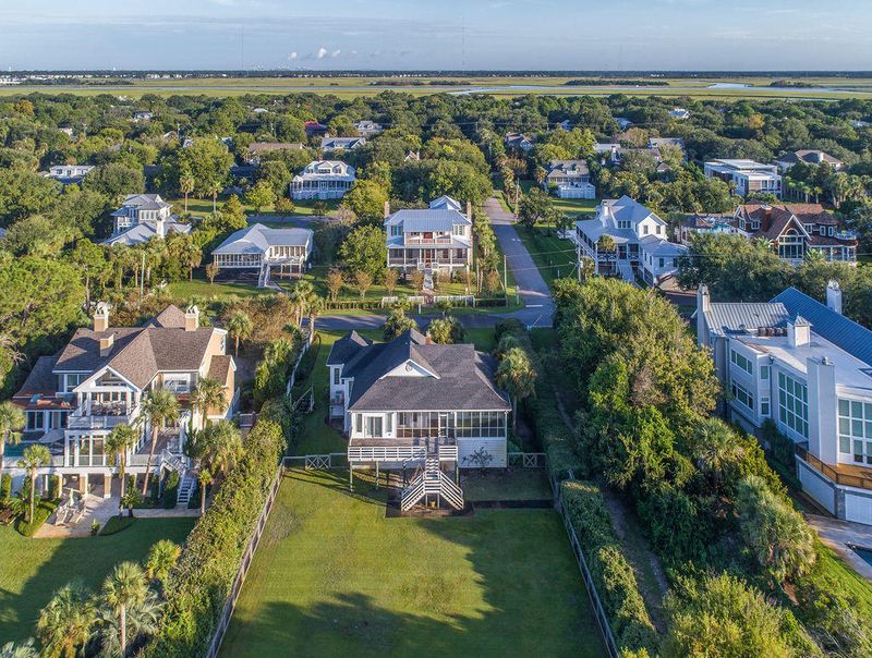 2679 Bayonne St, Sullivans Island, SC 29482