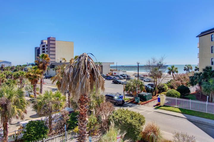 114 W Ashley Ave #B202, Folly Beach, SC 29439
