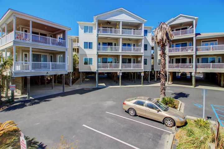 114 W Ashley Ave #B202, Folly Beach, SC 29439