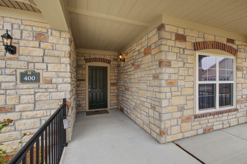 400 Claymoor Village Ln, Summerville, SC 29486