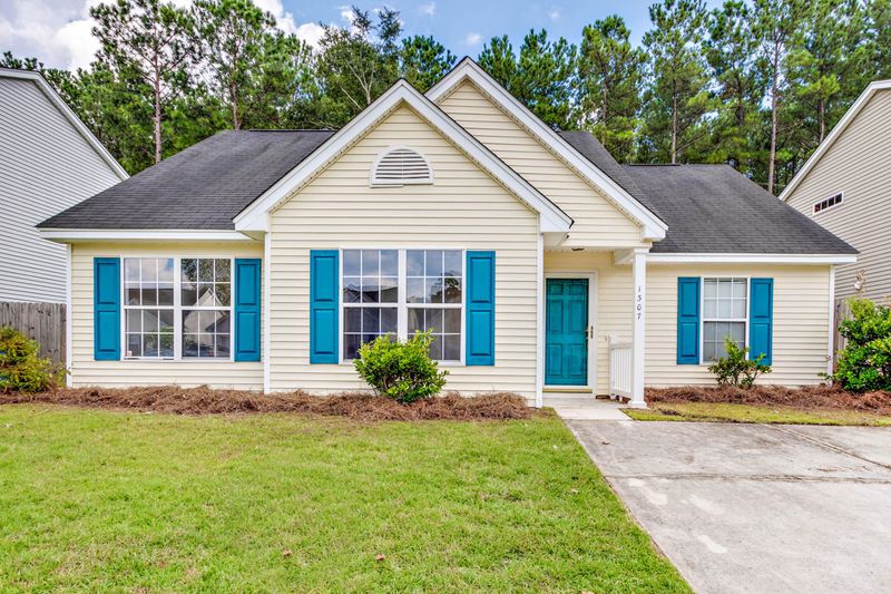 1307 Bradley Daniel Blvd, Summerville, SC 29483