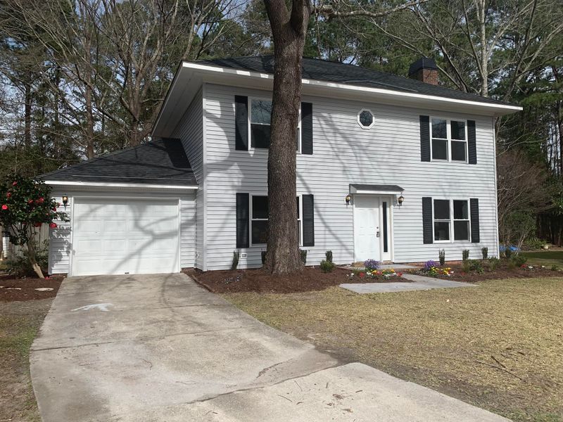 112 Church Pl, Goose Creek, SC 29445