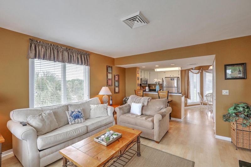 D 301 Port O Call, Isle Of Palms, SC 29451