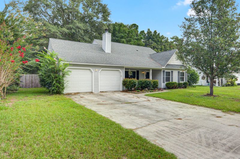 506 Crestwood Dr, Summerville, SC 29483
