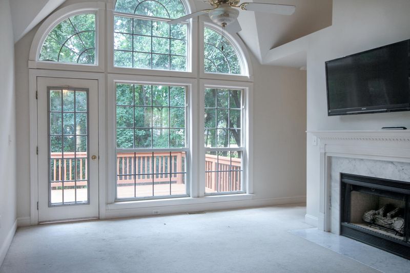 329 Hook Ln, Mount Pleasant, SC 29464