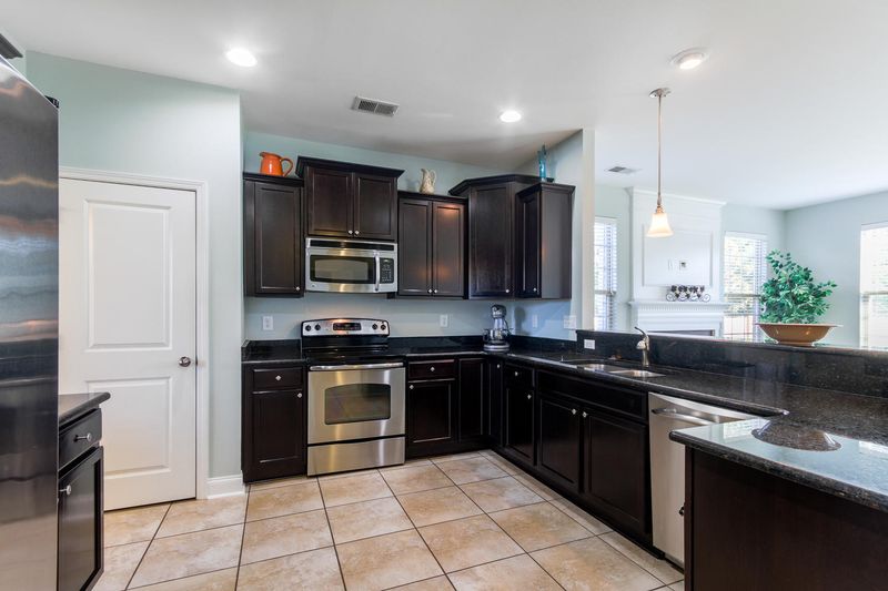 241 Pemberly Blvd, Summerville, SC 29486