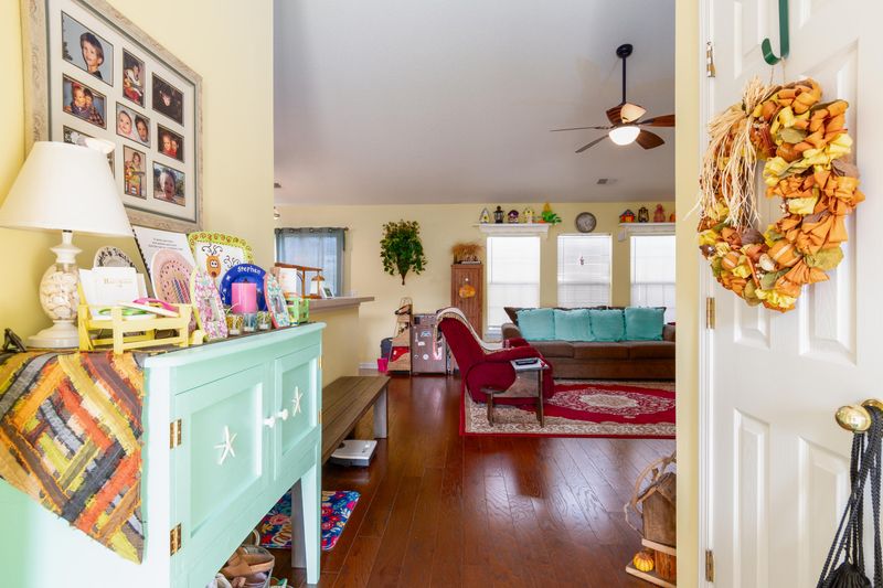 1507 Pinethicket Dr, Summerville, SC 29483