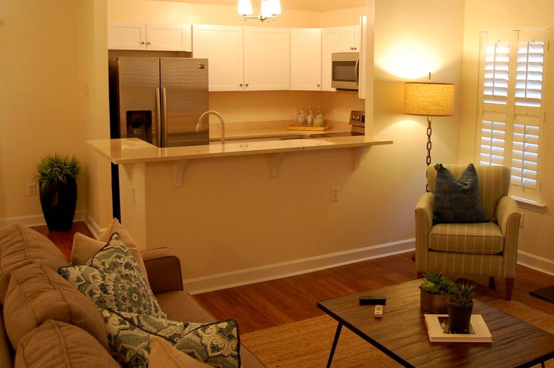1010 Stono River Dr, Charleston, SC 29412