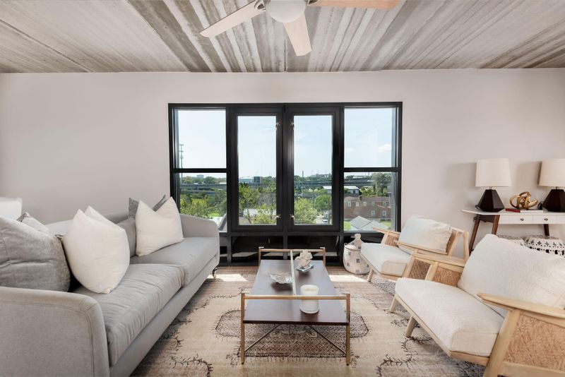 1 Cool Blow St #354, Charleston, SC 29403