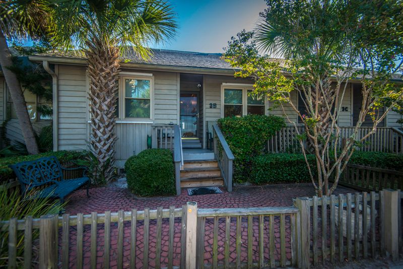 2224 Folly Rd #B, Folly Beach, SC 29439