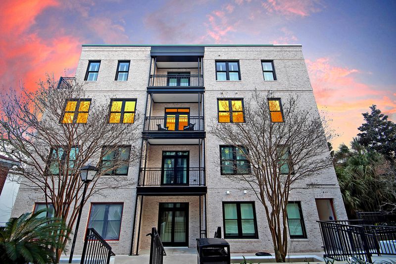 76 Society St #34, Charleston, SC 29401