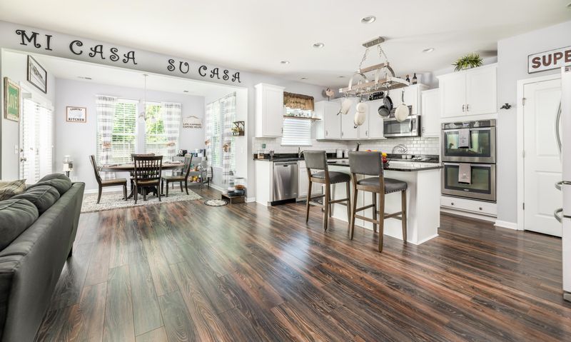 1344 Hermitage Ln, Ladson, SC 29456