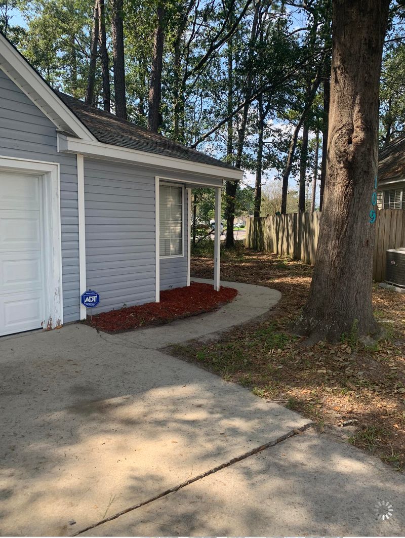 109 Morning Glory Ct, Summerville, SC 29486