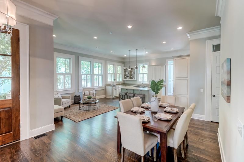 713 Stucco Ln, Mount Pleasant, SC 29464