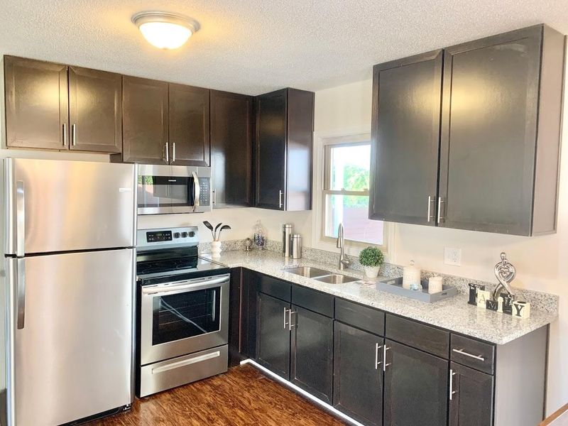 350 Holly Ave, Goose Creek, SC 29445