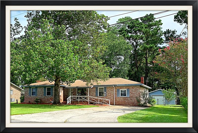 213 Farmhill Dr, Summerville, SC 29483