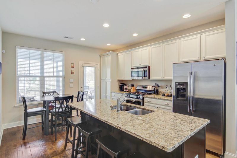 106 Fulmar Pl, Charleston, SC 29414
