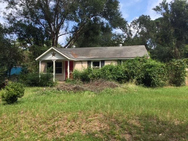 1238 Sea Aire Dr, Charleston, SC 29412