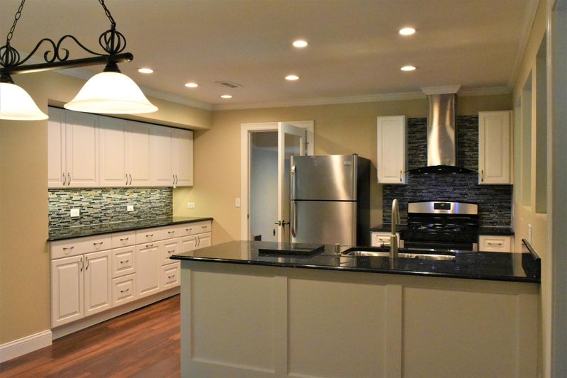 360 Oxford Rd, Ladson, SC 29456