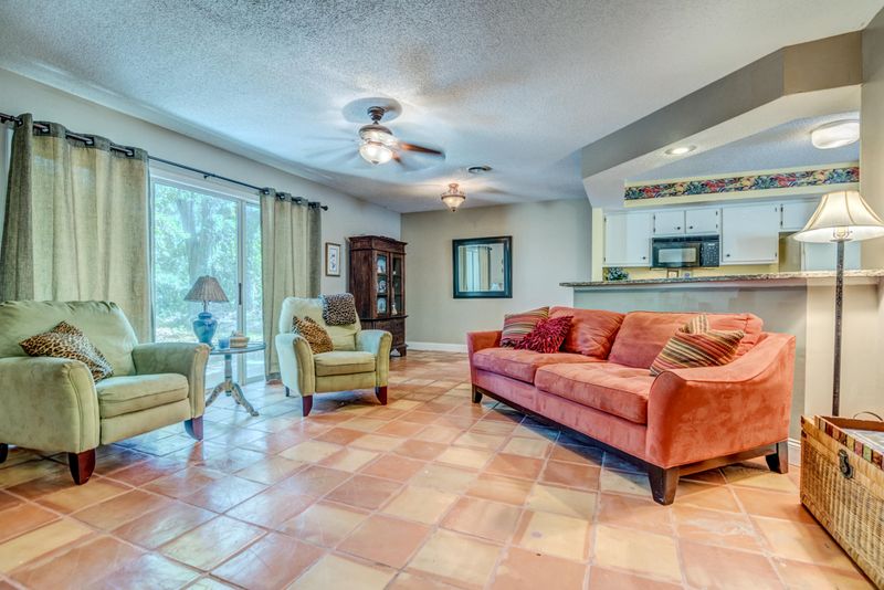 1126 Monaco Dr, Mount Pleasant, SC 29464