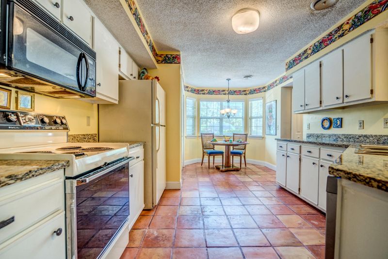 1126 Monaco Dr, Mount Pleasant, SC 29464
