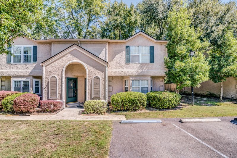 1126 Monaco Dr, Mount Pleasant, SC 29464
