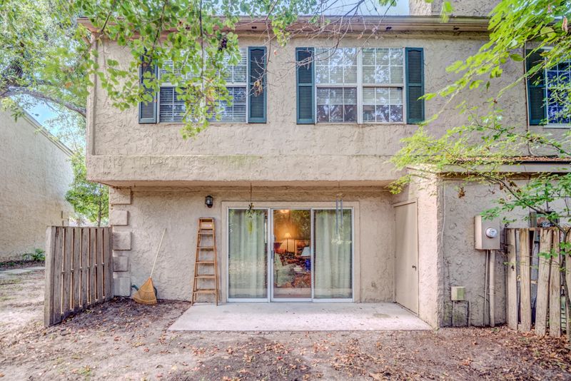 1126 Monaco Dr, Mount Pleasant, SC 29464