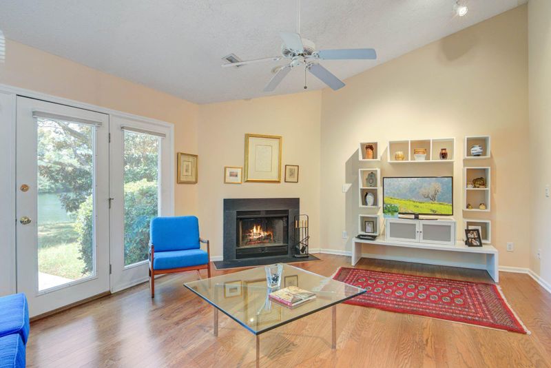 1605 Alric Ct, Charleston, SC 29412