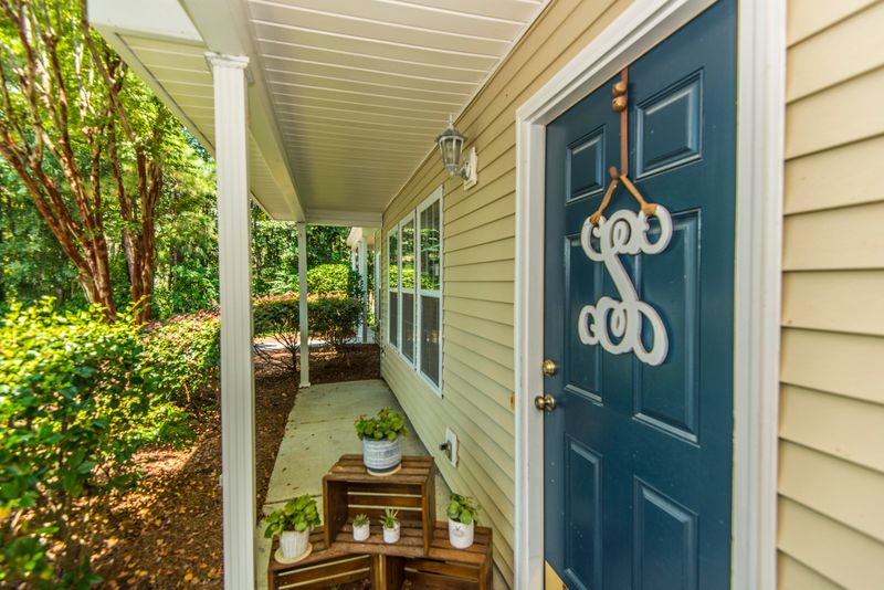 104 Leyland Ct, Summerville, SC 29483