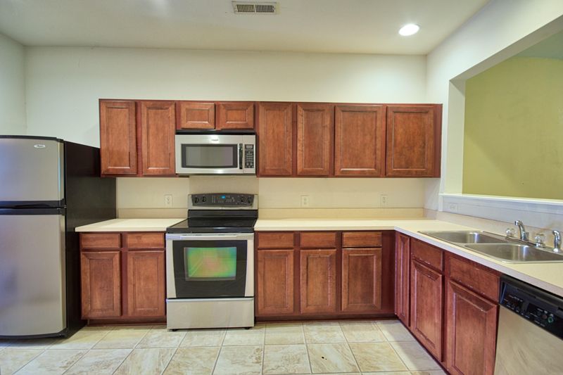 123 Woodward Rd, Goose Creek, SC 29445
