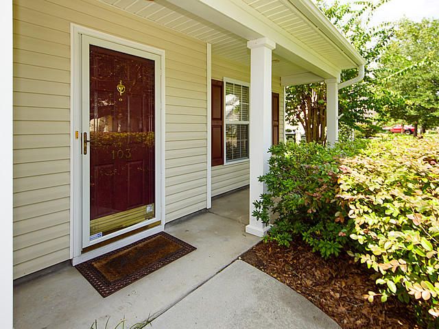 103 Moon Shadow Ln, Summerville, SC 29485