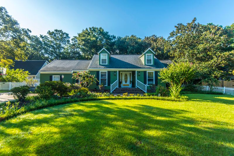 948 Godber St, Charleston, SC 29412
