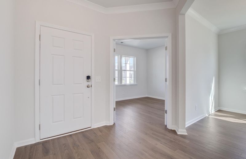 418 Spanish Wells Rd, Summerville, SC 29486