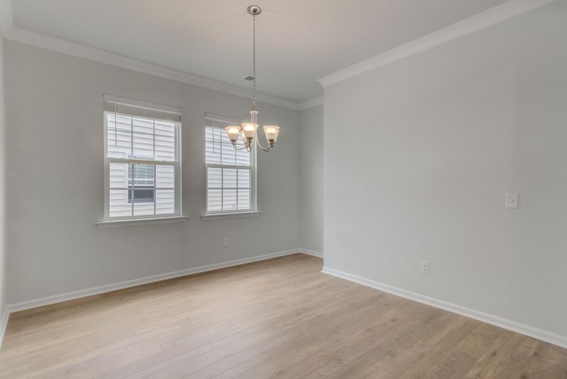 418 Spanish Wells Rd, Summerville, SC 29486