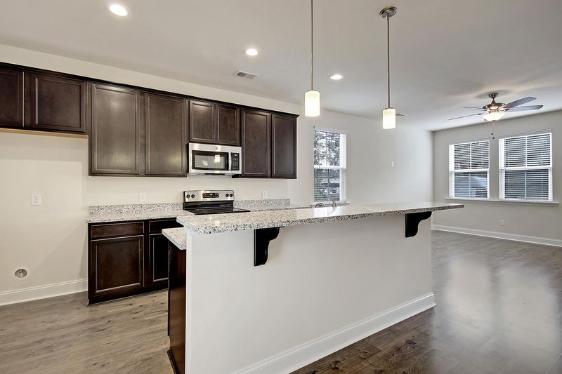 7796 Montview Rd, North Charleston, SC 29418