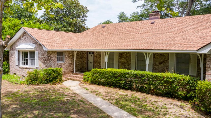 855 Robert E Lee Blvd, Charleston, SC 29412