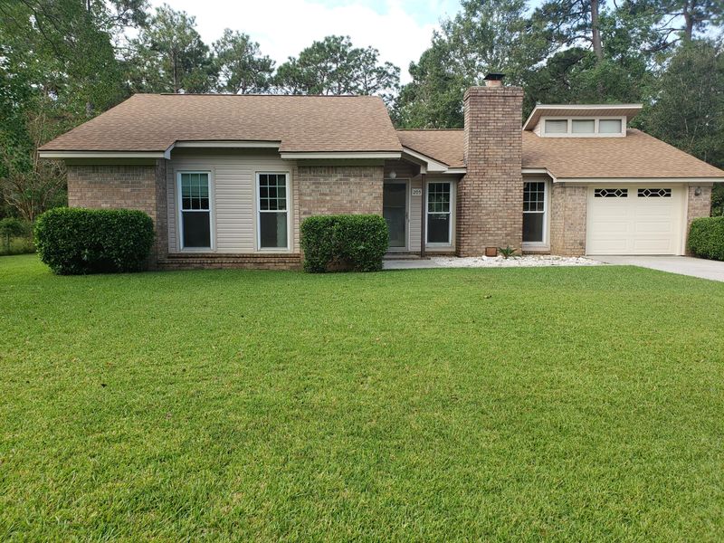 205 Ruffin Rd, Summerville, SC 29486