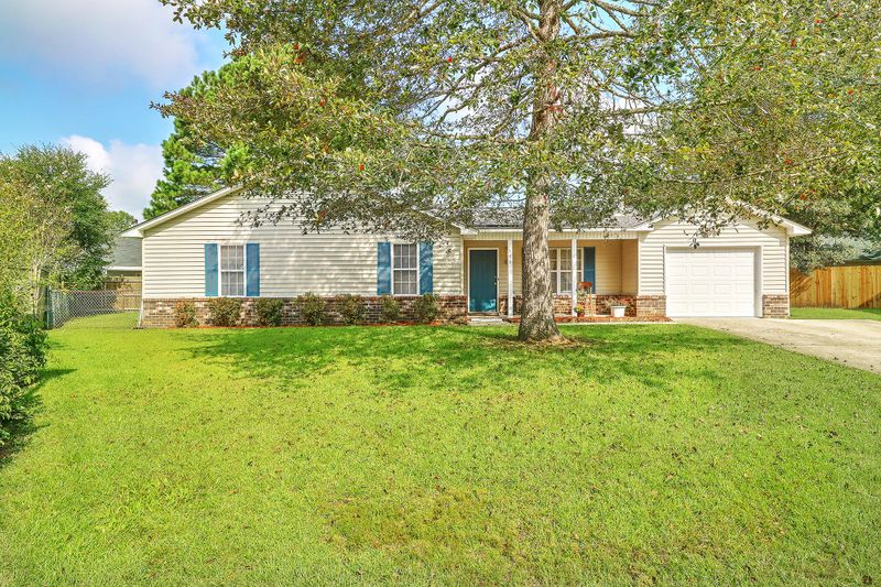 105 Hialeah Ct, Summerville, SC 29483