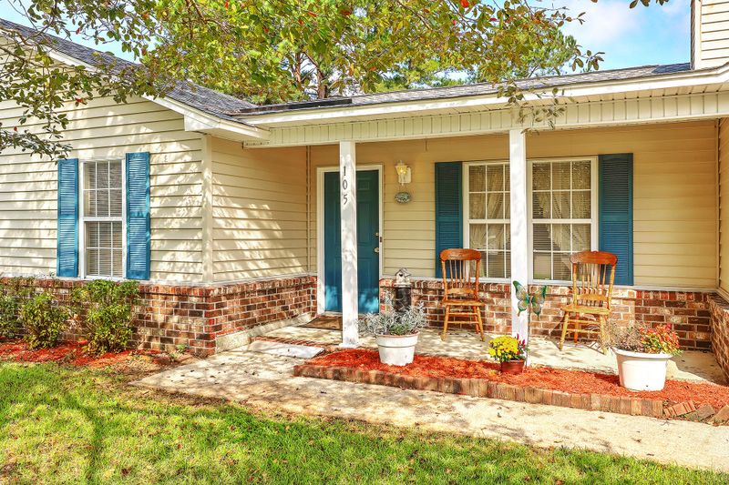 105 Hialeah Ct, Summerville, SC 29483
