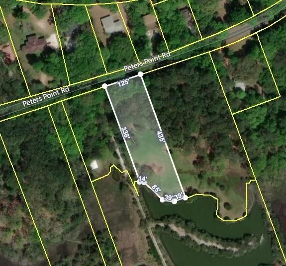 8671 Peters Point Rd, Edisto Island, SC 29438
