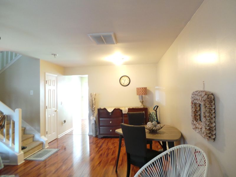 604 Pine Bluff Dr, Summerville, SC 29483