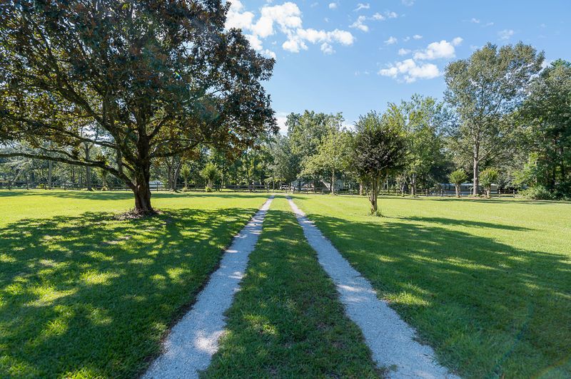 518 Scotch Range Rd, Summerville, SC 29483