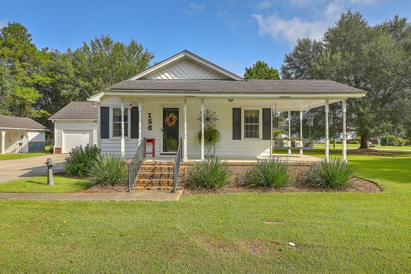 156 Scotch Range Rd, Summerville, SC 29483
