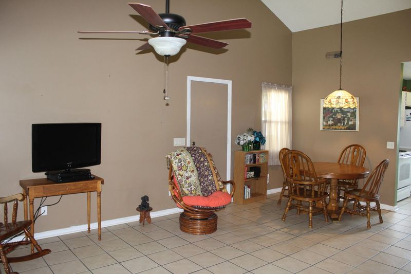 106 Shropshire St, Goose Creek, SC 29445